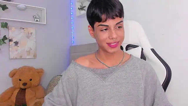 Snapshot of Thomas_wil chatting on 11-11-25, 08:42 Thomas wil online show from 11-11-25, 08:42