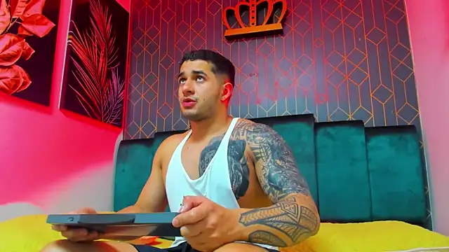 king falconer online show from 09-13-25, 06:02