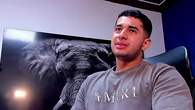 king falconer online show from 12-04-25, 02:32