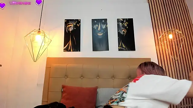 alesziarose online show from 10-05-25, 07:23