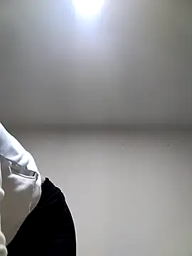 Oriana111 online show from 03-18-26, 02:37