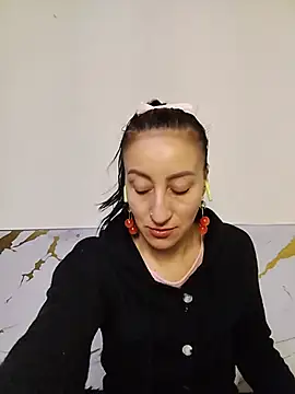 Oriana111 online show from 06-02-26, 03:08