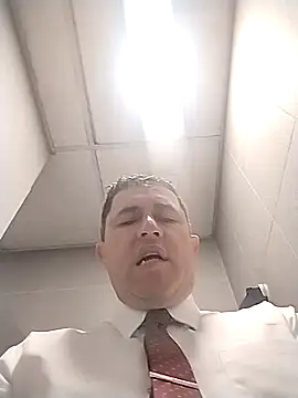 BigCristh79 online show from 09-28-25, 02:11