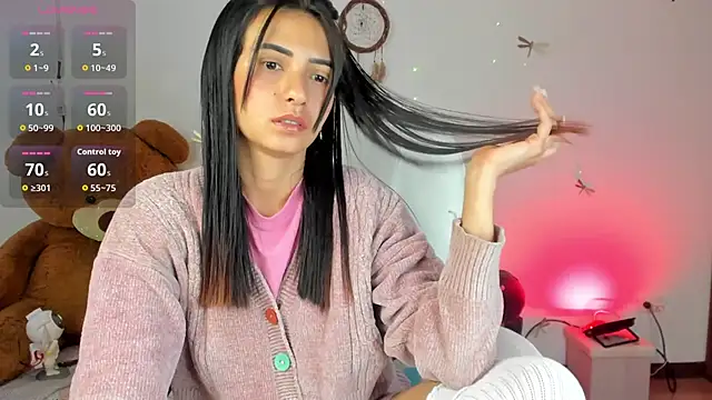 Snapshot of princessluna_19 chatting on 10-01-25, 09:43 princessluna 19 online show from 10-01-25, 09:43