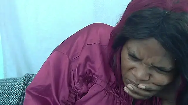 sexythae32 online show from 09-25-25, 06:39