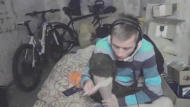 makarov1993 online show from 10-03-25, 05:26