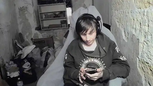 Snapshot of makarov1993 chatting on 07-30-26, 01:32 makarov1993 online show from 07-30-26, 01:32