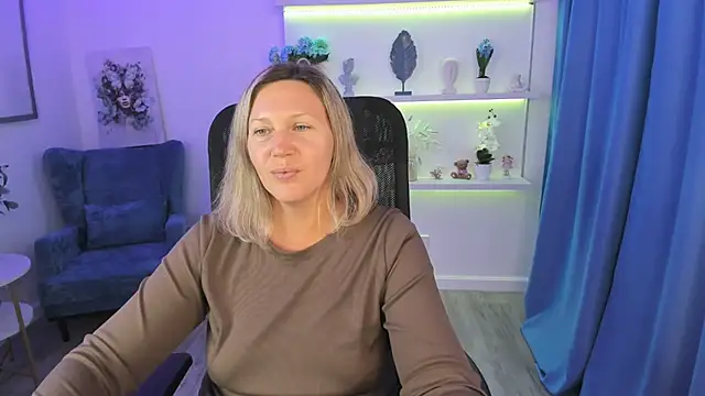 NinaStarle online show from 09-13-25, 11:32