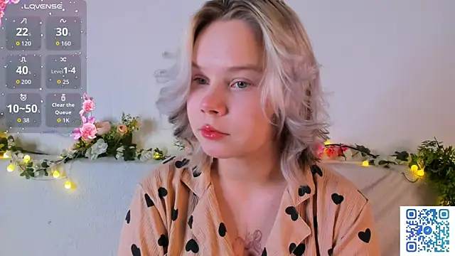 girlllsooft online show from 11-05-25, 07:58