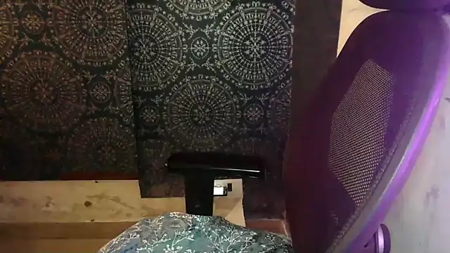 Snapshot of catpussy_ruhi chatting on 10-17-25, 02:59 catpussy ruhi online show from 10-17-25, 02:59