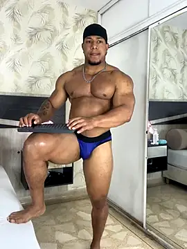 Snapshot of Travis_lenox_ chatting on 10-26-25, 02:50 Travis lenox online show from 10-26-25, 02:50