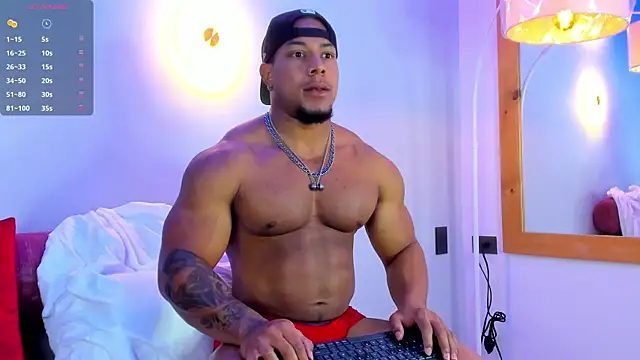 Snapshot of Travis_lenox_ chatting on 12-04-25, 02:04 Travis lenox online show from 12-04-25, 02:04