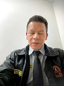 Manu0586 online show from 10-04-25, 04:43