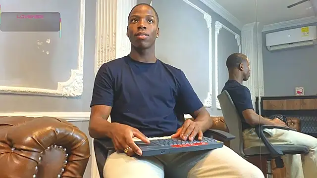 Snapshot of CharlesBrown_ chatting on 12-22-25, 12:02 CharlesBrown online show from 12-22-25, 12:02