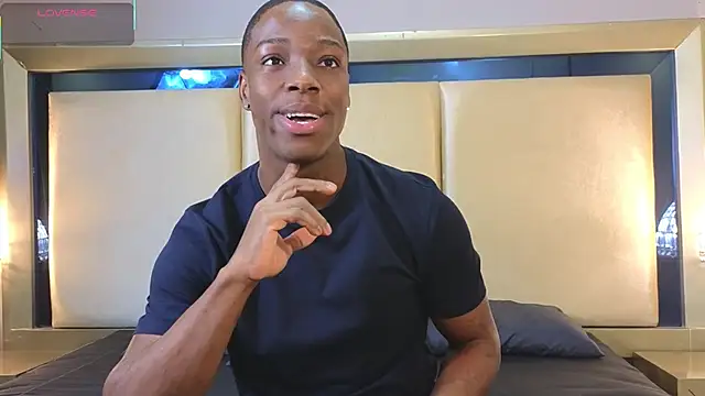 Snapshot of CharlesBrown_ chatting on 02-09-26, 01:15 CharlesBrown online show from 02-09-26, 01:15