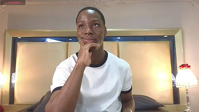 Snapshot of CharlesBrown_ chatting on 02-19-26, 05:20 CharlesBrown online show from 02-19-26, 05:20