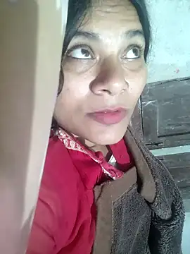 Snapshot of couple_71 chatting on 11-22-25, 12:37 couple 71 online show from 11-22-25, 12:37