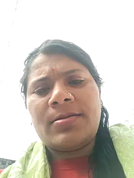 Snapshot of couple_71 chatting on 02-20-26, 09:10 couple 71 online show from 02-20-26, 09:10