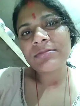 Snapshot of couple_71 chatting on 03-12-26, 03:40 couple 71 online show from 03-12-26, 03:40