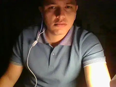 Snapshot of Haustin202 chatting on 10-26-25, 10:47 Haustin202 online show from 10-26-25, 10:47