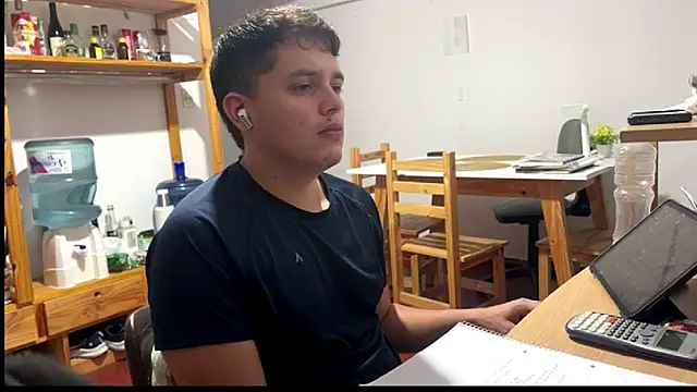 Snapshot of Haustin202 chatting on 11-04-25, 01:48 Haustin202 online show from 11-04-25, 01:48