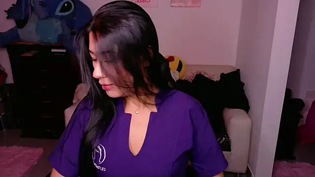 Snapshot of evelyn_ch_ chatting on 03-07-26, 05:10 evelyn ch online show from 03-07-26, 05:10