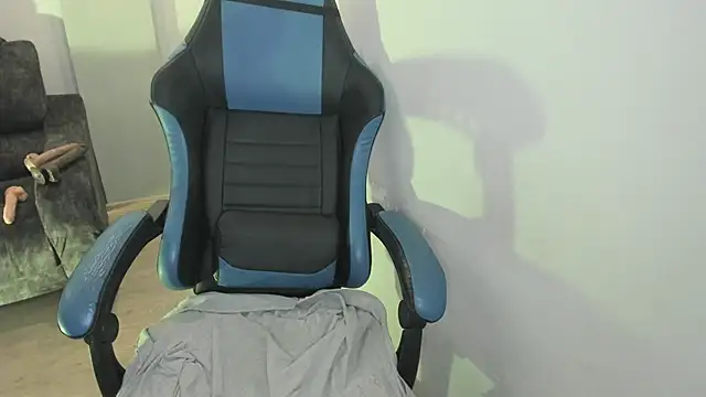 Snapshot of Scarbadgirl_ chatting on 11-09-25, 03:38 Scarbadgirl online show from 11-09-25, 03:38