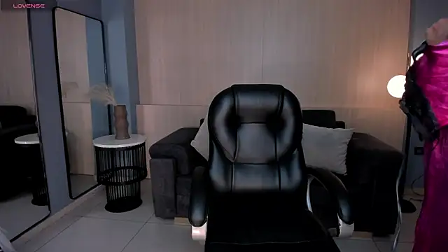 SarahYates online show from 03-29-26, 11:27