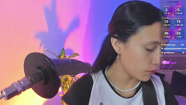 alicemoon   online show from 11-16-25, 10:21