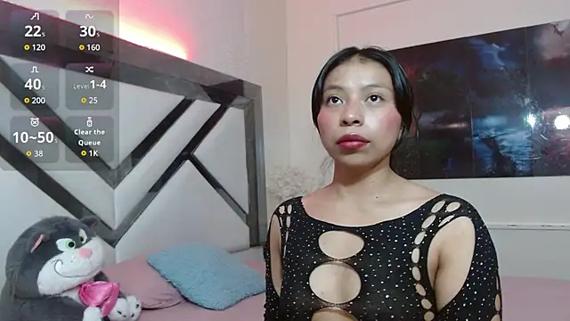 Snapshot of samara_selene chatting on 04-25-26, 07:11 samara selene online show from 04-25-26, 07:11