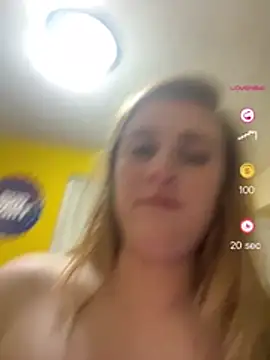Snapshot of nataliesquirts4216 chatting on 05-22-26, 03:13 nataliesquirts4216 online show from 05-22-26, 03:13