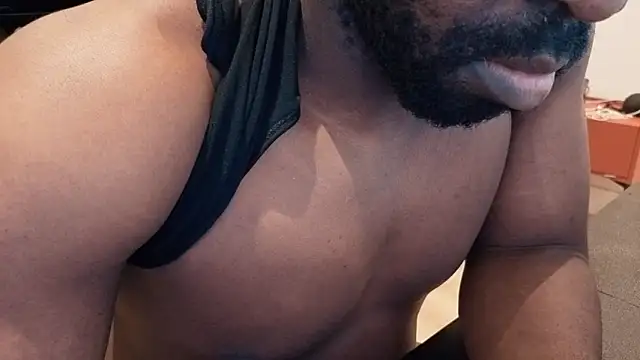 Snapshot of BBCThomas1231 chatting on 03-05-26, 06:48 BBCThomas1231 online show from 03-05-26, 06:48