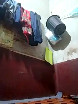 CatchingBouquet online show from 09-30-25, 01:49