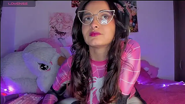 Maki sins online show from 10-16-25, 06:03