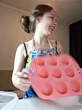 Olivia OliV online show from 05-22-26, 01:02