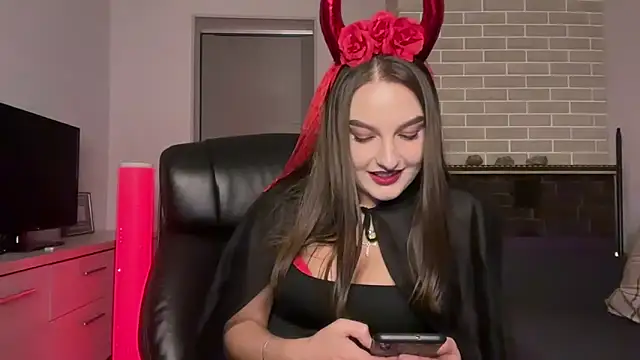 Rabli1 online show from 10-31-25, 03:13