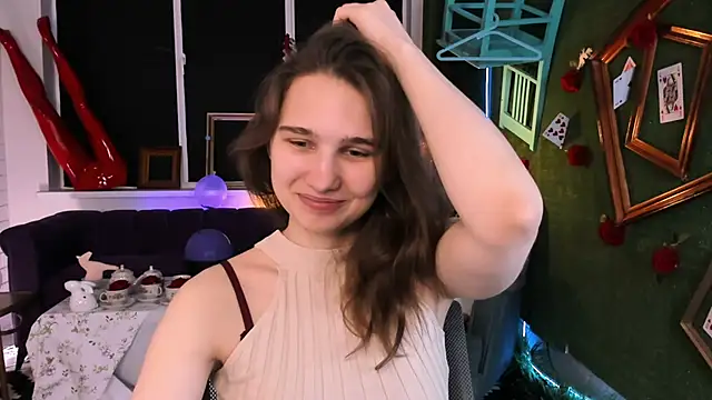 TessaMill online show from 09-29-25, 05:34