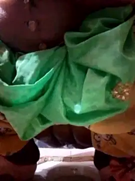 Dassing strip couple online show from 01-08-26, 09:50