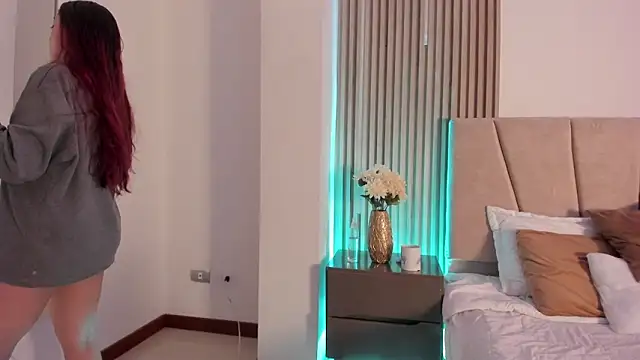 Victoria Beaumont online show from 03-31-26, 11:54