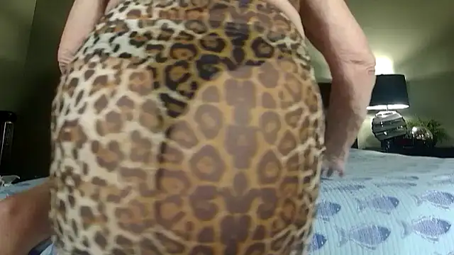 Snapshot of Hornylouisewil chatting on 02-10-26, 11:42 Hornylouisewil online show from 02-10-26, 11:42