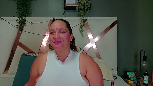 Snapshot of JenaCooper_ chatting on 06-15-26, 12:24 JenaCooper online show from 06-15-26, 12:24