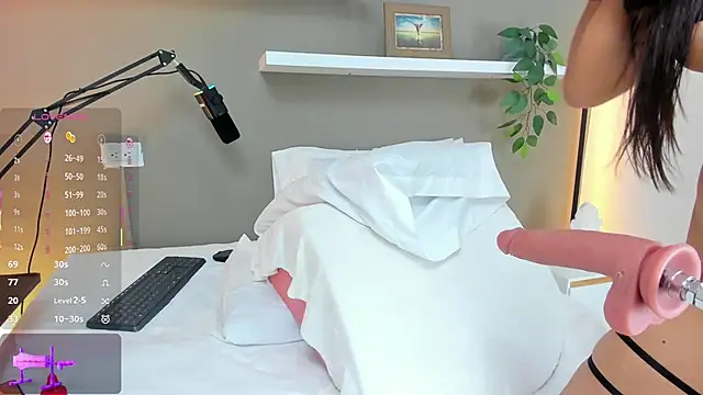 Snapshot of natasha_ary chatting on 11-28-25, 02:20 natasha ary online show from 11-28-25, 02:20