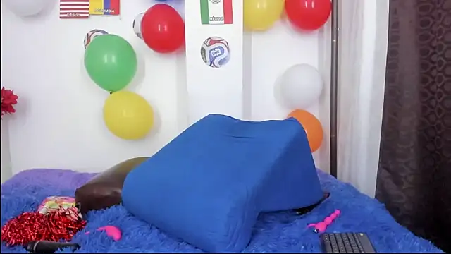 miaroberts69 online show from 06-14-26, 02:24