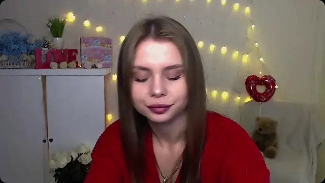 Snapshot of OceanicDawn chatting on 09-27-25, 07:46 OceanicDawn online show from 09-27-25, 07:46