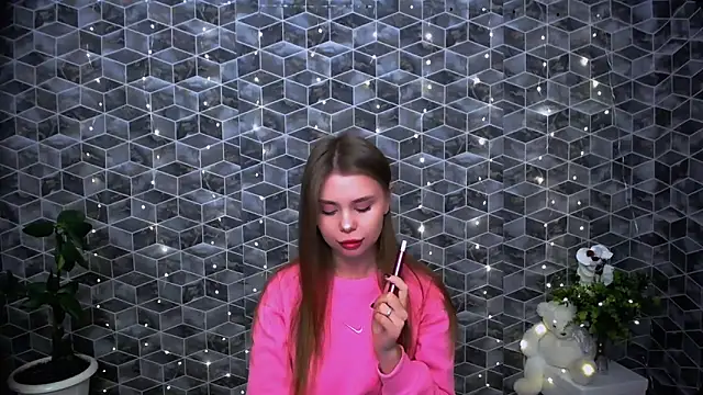 Snapshot of OceanicDawn chatting on 11-07-25, 06:24 OceanicDawn online show from 11-07-25, 06:24