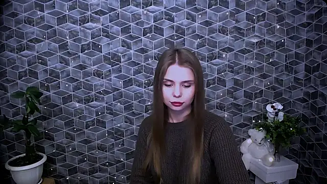 Snapshot of OceanicDawn chatting on 11-17-25, 09:04 OceanicDawn online show from 11-17-25, 09:04