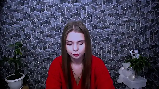 Snapshot of OceanicDawn chatting on 11-25-25, 06:24 OceanicDawn online show from 11-25-25, 06:24