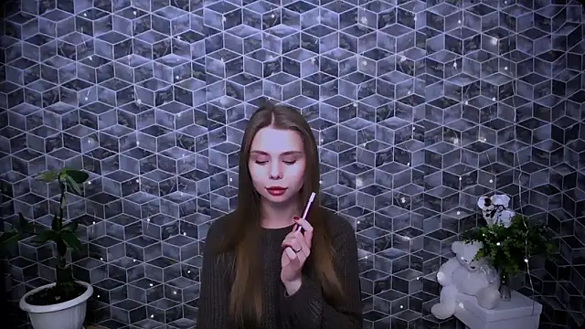 Snapshot of OceanicDawn chatting on 12-05-25, 08:34 OceanicDawn online show from 12-05-25, 08:34