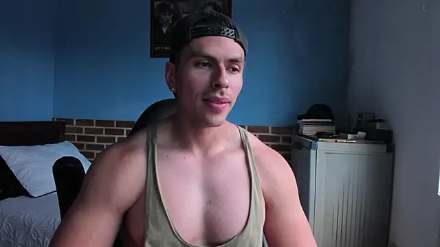 Snapshot of justinkarter chatting on 09-09-25, 05:34 justinkarter online show from 09-09-25, 05:34