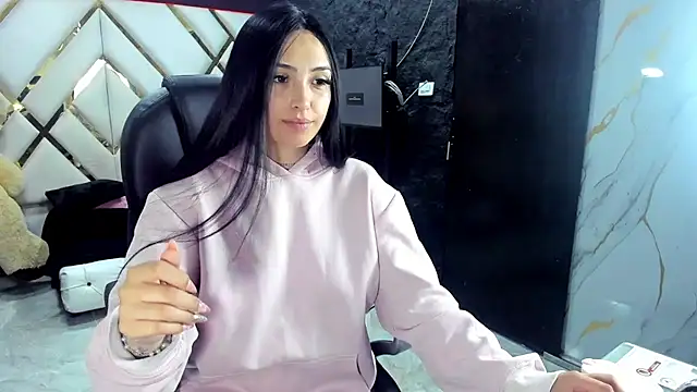 Snapshot of Issabela_Mackey_ chatting on 11-27-25, 04:36 Issabela Mackey online show from 11-27-25, 04:36